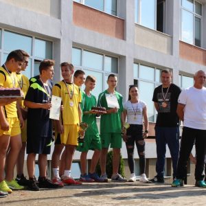 Неврокопската професионална гимназия тържествено посрещна своите спортни шампиони