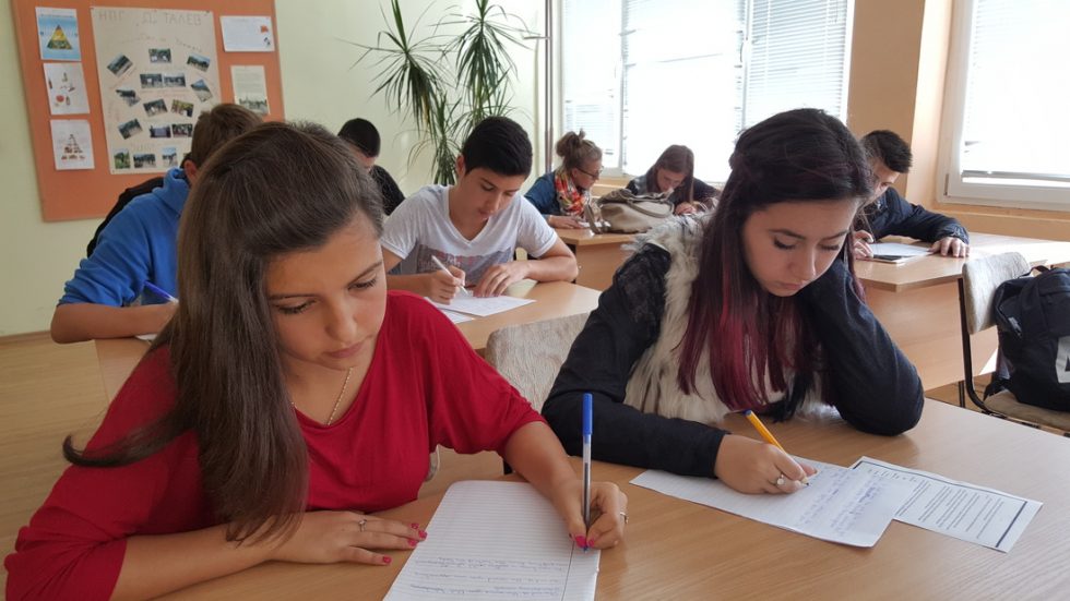 ИНТЕРЕС КЪМ КНИГАТА