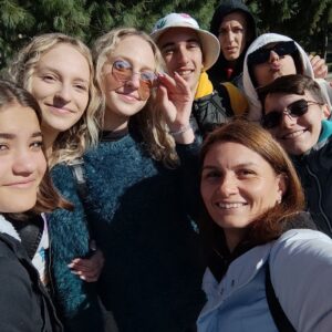 Ученици от НПГ и техните родители съвместно почетоха Денят на независимостта на България