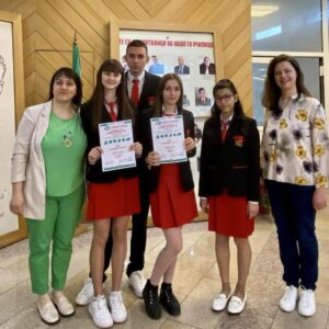 Възпитаниците на НПГ с II място в Националния средношколски и кандидатстудентски конкурс