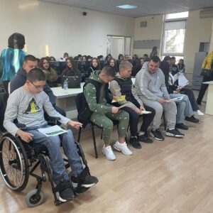 Гост-еколози вдъхновиха учениците на НПГ да „мислят зелено“