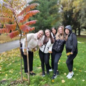 Изнесен урок по учебна практика – процеси и машини в шевната промишленост Изнесен урок по учебна практика – процеси и машини в шевната промишленост