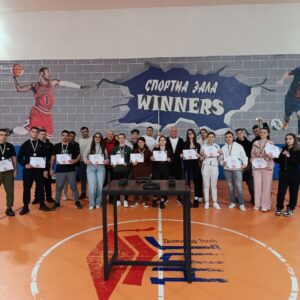 Традиционният турнир по канадска борба в НПГ отново събра десетки ученици