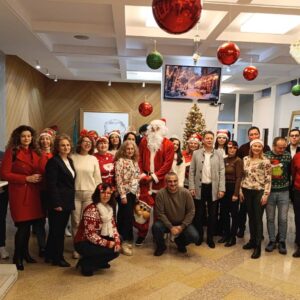 Коледният дух в НПГ започна още от ранните часове