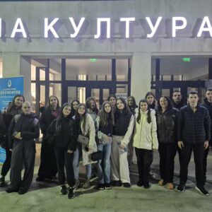 Антарктида отблизо: невероятните приключения на полярниците проф. Христо Пимпирев и Иглика Трифонова Антарктида отблизо: невероятните приключения на полярниците проф. Христо Пимпирев и Иглика Трифонова