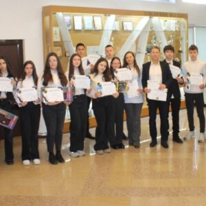 Гордеем се с успехите на нашите ученици и учители! Гордеем се с успехите на нашите ученици и учители!