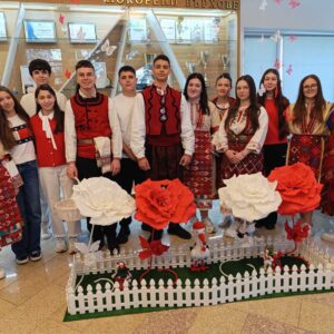 В навечерието на Националния празник на България, учениците НПГ организираха вдъхновяваща инициатива В навечерието на Националния празник на България, учениците НПГ организираха вдъхновяваща инициатива