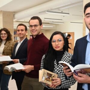 За поредна година НПГ е домакин на предварителния кандидатстудентски изпит за прием в УНСС ! За поредна година НПГ е домакин на предварителния кандидатстудентски изпит за прием в УНСС !