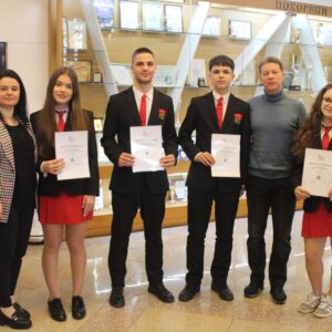 Ученици от НПГ взеха участие в Деня на отворените врати във Фонтис, Айндховен Ученици от НПГ взеха участие в Деня на отворените врати във Фонтис, Айндховен