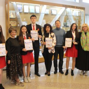 Отличното представяне на нашите ученици в Националното състезание по чужди езици „Аз мога – тук и сега“ Отличното представяне на нашите ученици в Националното състезание по чужди езици „Аз мога – тук и сега“