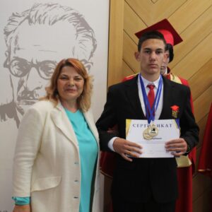 Високи постижения за учениците от НПГ в Кралската лига на олимпиадата „Кингс“- български език и литература